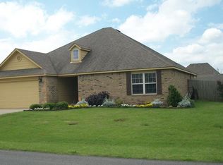 1992 Graham Pl, Pryor, OK 74361