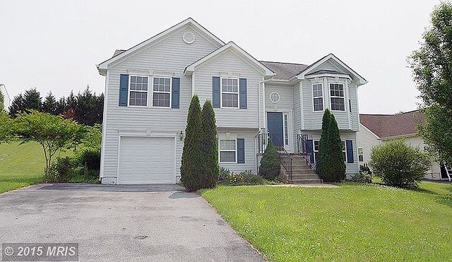 2nd image of 71 Castle Rock Ln