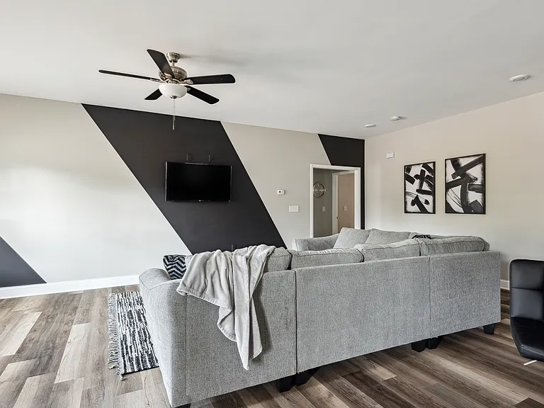 5105 Tuckaseegee Rd — Photo 10