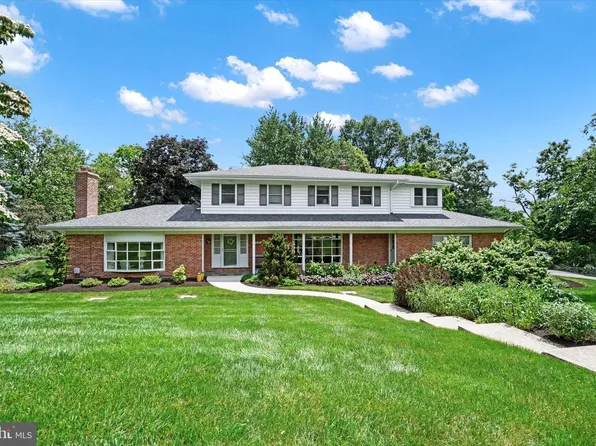 744 Dogwood Cir, York, PA 17403