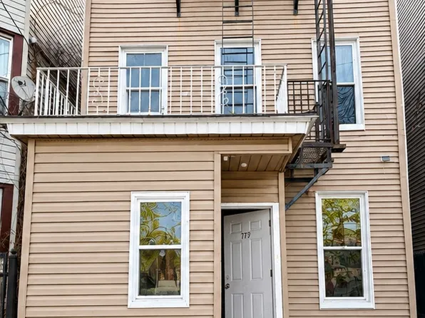 779 E 19th St Floor 1, Paterson, NJ 07501