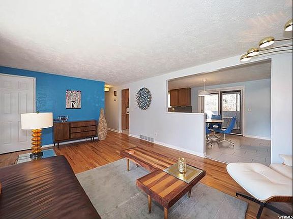 5th image of 1465 E Bluegrass Cir
