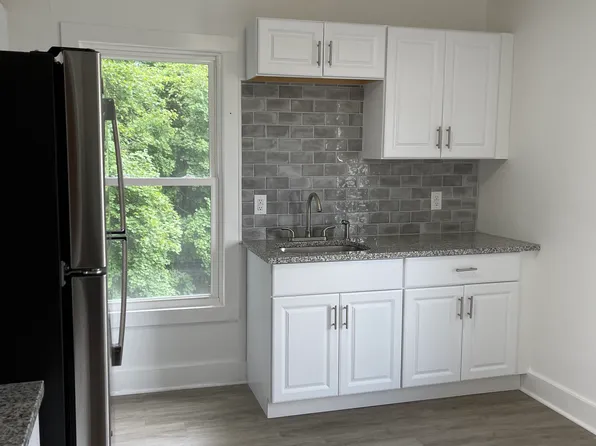 (undisclosed Address), Derby, CT 06418