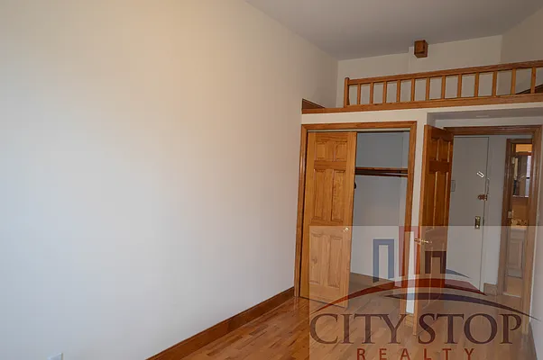 Rented by City Stop Realty | media 35