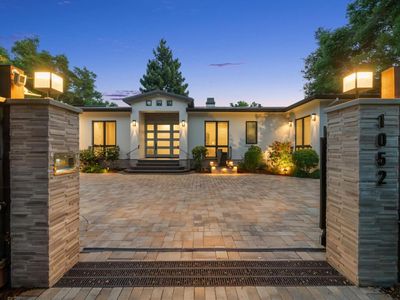 1052 Fife Ave, Palo Alto, CA, 94301