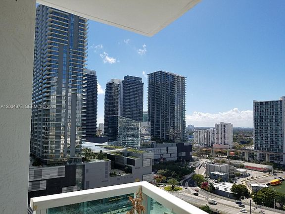 2nd image of 31 SE 5th St APT 2205