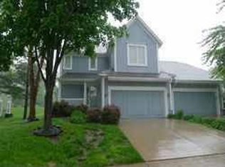 12059 Hayes St, Overland Park, KS 66213