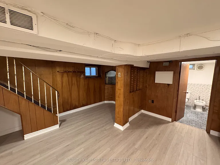 628 Manning Ave — Photo 5