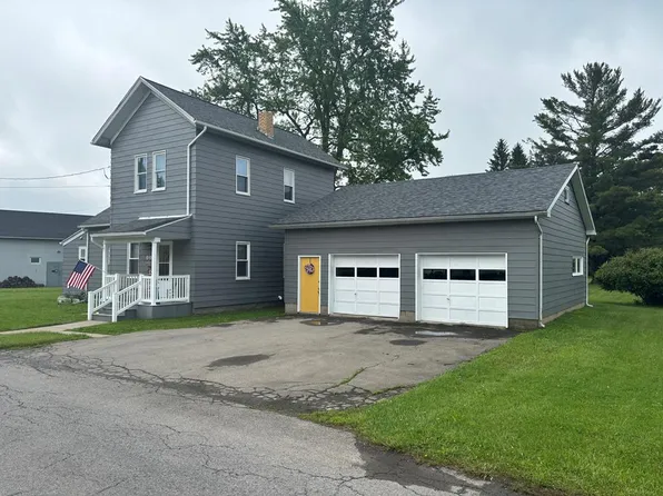 950 Corbett St, Clarion, PA 16214