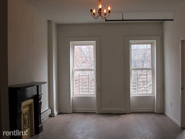 Putnam Avenue 7