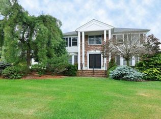 21 Edie Dr, Marlboro, NJ 07746