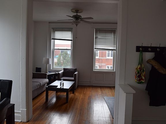 3rd image of 923 N Noble St #4FRONT