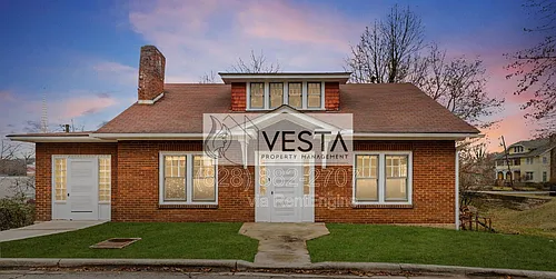 68 Maple St Photo 1