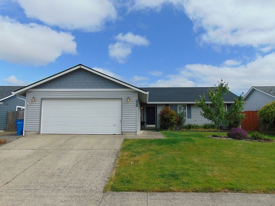 1st image of 506 SE 11th St