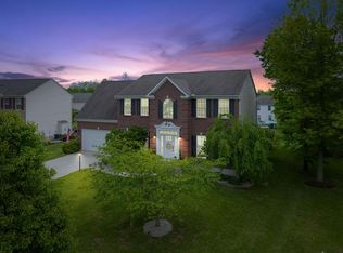 4288 Fox Ridge Dr, Batavia, OH 45103