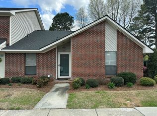 50 Upton Ct, Greenville, NC 27858