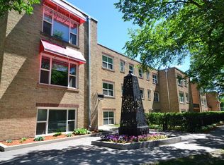 85 Young St #3, Winnipeg, MB R3C1Y7