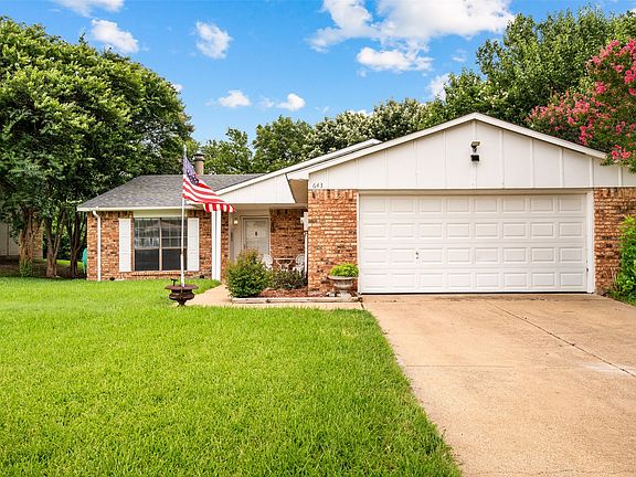 2nd image of 643 Randa Ln