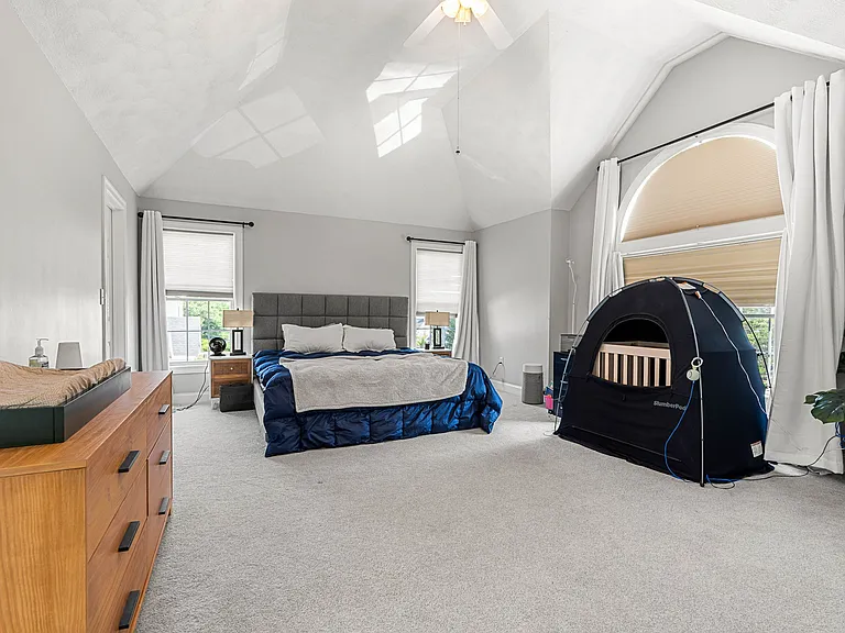 5 Dorothy E Lucey Dr — Photo 12
