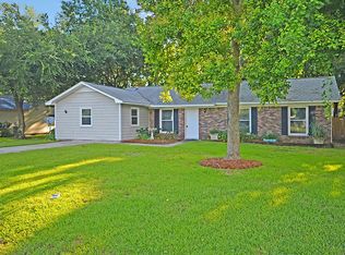 302 E Shore Ln, Charleston, SC 29407