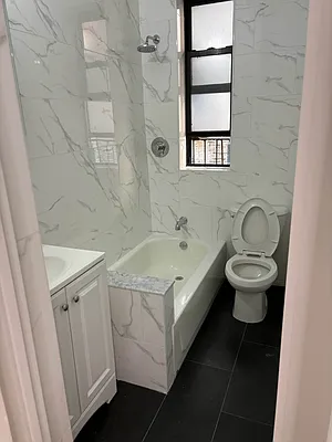 Rented by RealTegrity NY LLC | media 5