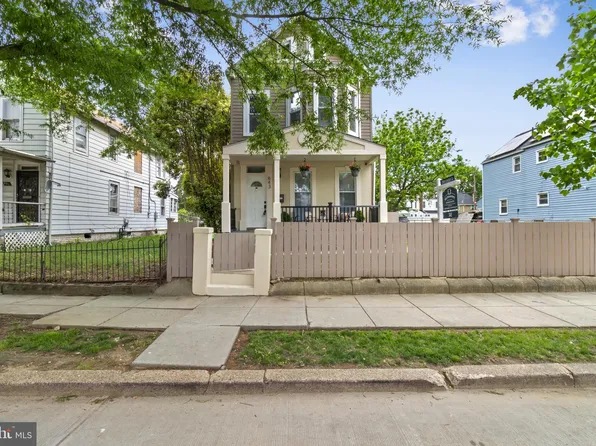 643 Raleigh Pl SE, Washington, DC 20032