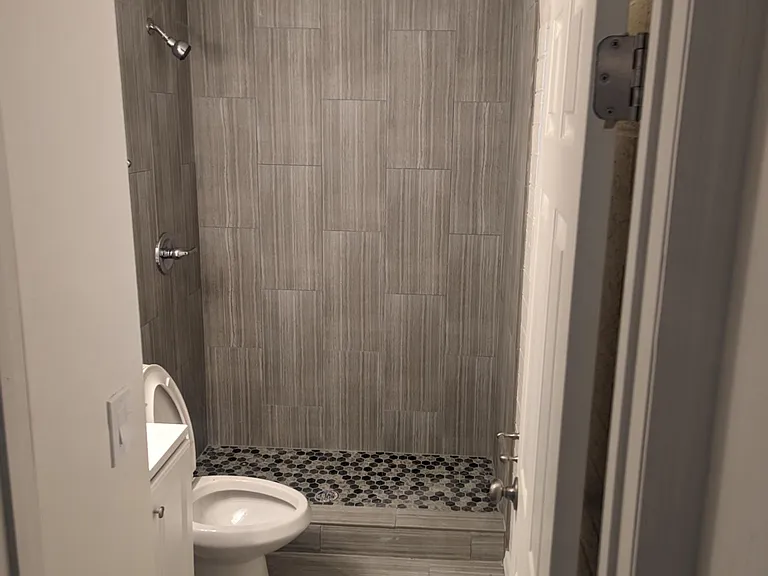 3051 N Euclid Ave — Photo 5