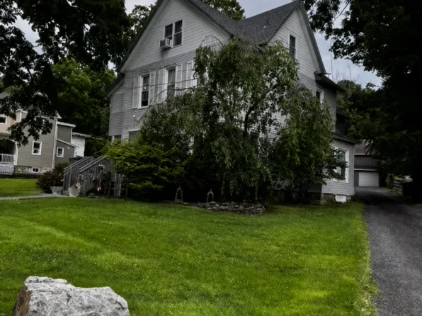 7 Brighton Ave #A, Andover, NJ 07821