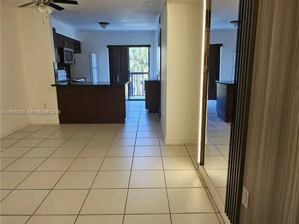 5460 W 21st Ct APT 310, Hialeah, FL 33016