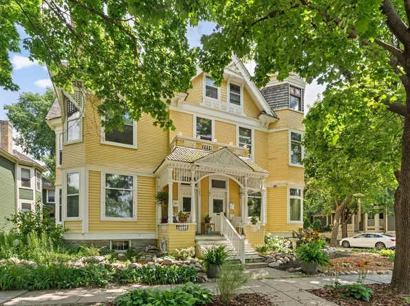107 Island Ave W, Minneapolis, MN 55401