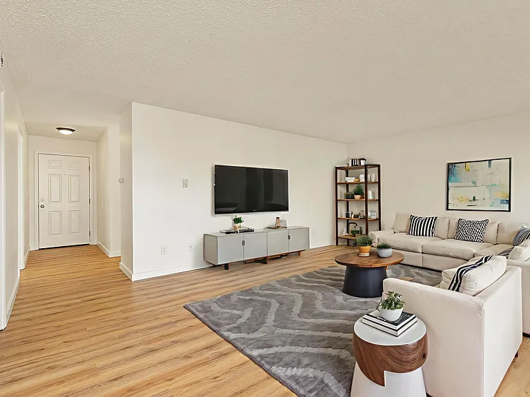 Timberline Apartments — Photo 23