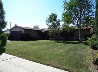 20624 Gresham St, Winnetka, CA 91306