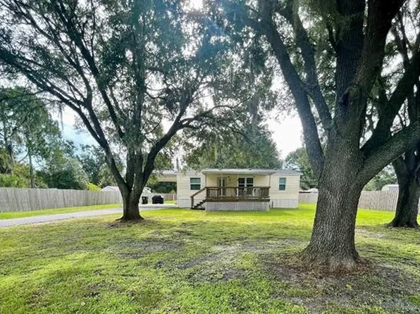 6421 Fernwood Dr, Lakeland, FL 33810