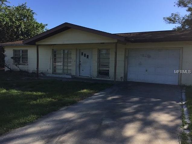 1st image of 27465 Pasadena Dr