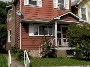 82 Manhattan St, Ashley, PA 18706