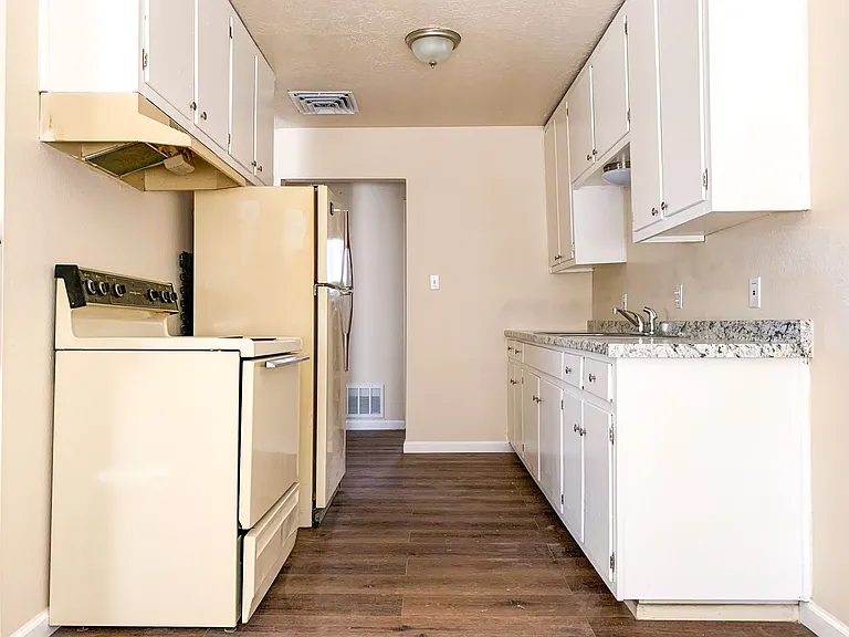 Apartment Homes in a Beautiful Community — Photo 3