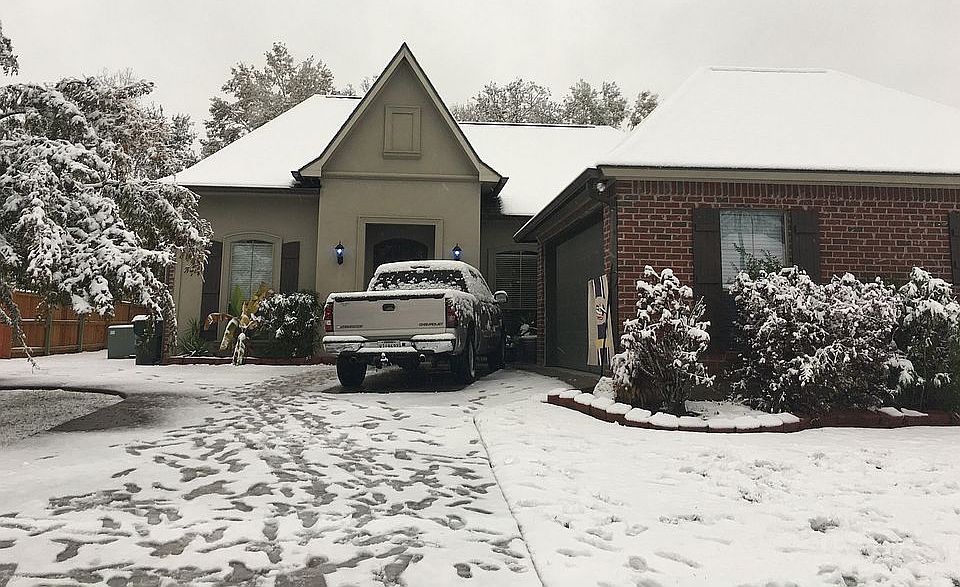 2nd image of 42156 Conifer Dr