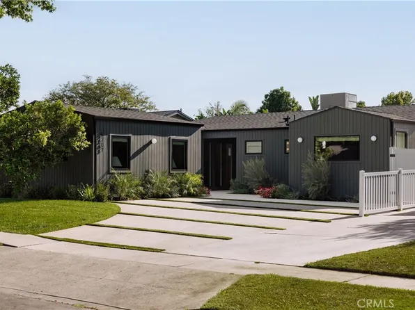 5267 Ventura Canyon Ave, Van Nuys, CA 91401