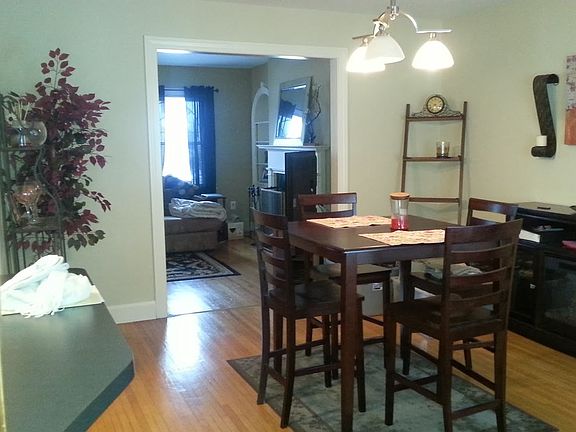 5th image of 83 Rand Ave
