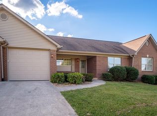 276 Summit Pointe Dr, Somerset, KY 42503