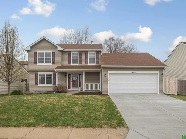 14819 Sprague St, Omaha, NE 68116