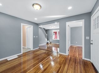 37 Pembroke St, Springfield, MA 01104