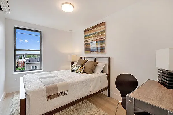 Rented by Compass | media 11