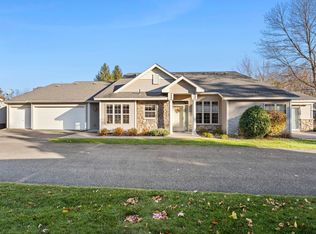11084 Eagle Ridge Way, Chisago City, MN 55013