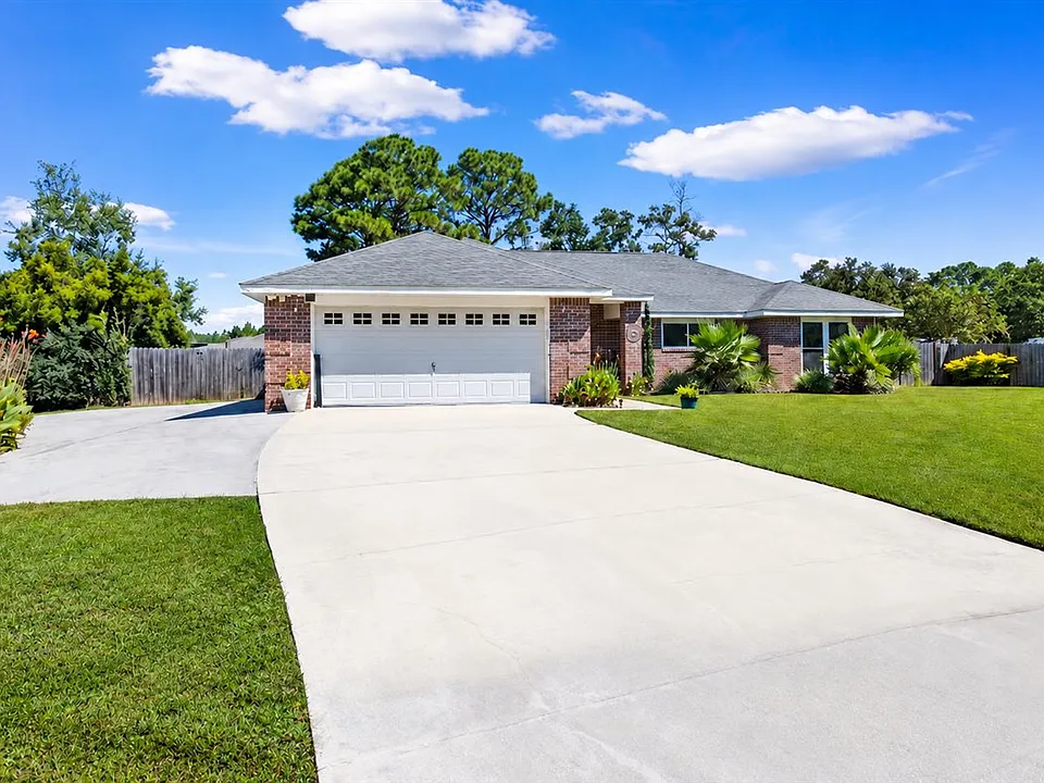 1028 Steel Ct