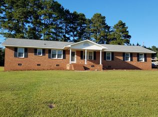 106 Oxford Rd, Greenwood, SC 29649