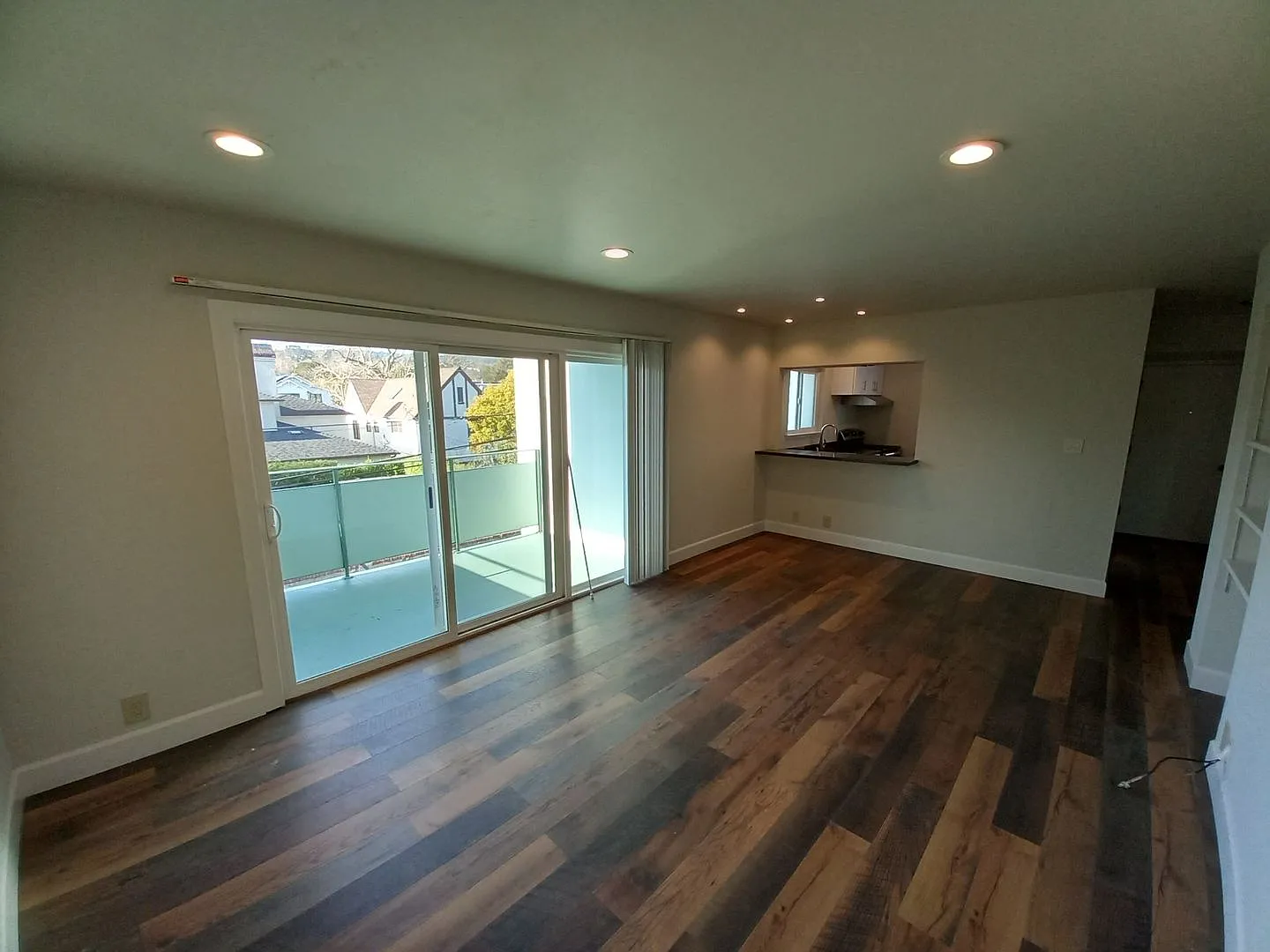 1439 El Camino Real — Photo 4