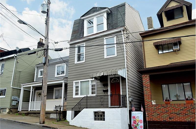 1st image of 423 Pearl St