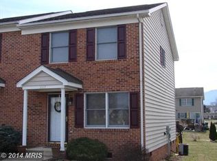 227 3rd St, Luray, VA 22835