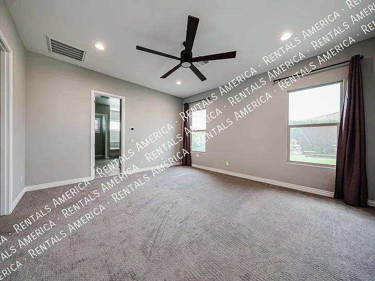 3504 E Herrera Dr — Photo 33